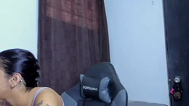 violet and myers online show from December 2025 01:15:01 PM