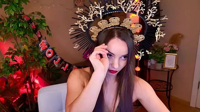 Snapshot of shes_rebel chatting on October 2025 06:10:02 PM shes rebel online show from October 2025 06:10:02 PM