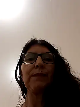 Snapshot of swity_foster chatting on November 2025 01:48:02 PM swity foster online show from November 2025 01:48:02 PM