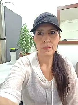 Snapshot of swity_foster chatting on June 2026 03:10:02 PM swity foster online show from June 2026 03:10:02 PM