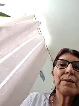 swity foster online show from February 2026 08:32:02 PM