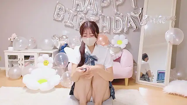 Yuna-ch online show from October 2025 09:49:01 PM