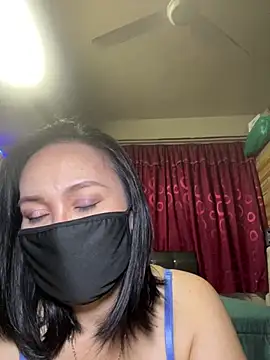 Snapshot of melyiaaa chatting on June 2026 02:23:02 PM melyiaaa online show from June 2026 02:23:02 PM