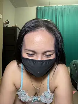 melyiaaa online show from April 2026 03:24:02 PM