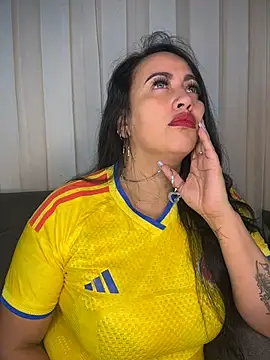 Snapshot of _ruby_manrique_ chatting on June 2026 02:10:01 AM ruby manrique online show from June 2026 02:10:01 AM