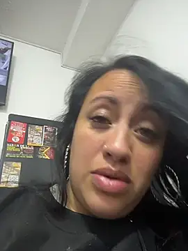Snapshot of _ruby_manrique_ chatting on June 2026 02:06:01 AM ruby manrique online show from June 2026 02:06:01 AM
