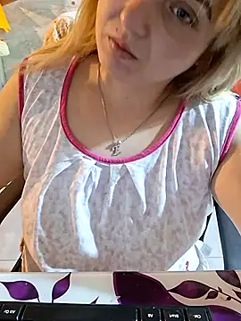 qSensi online show from November 2025 11:26:01 PM