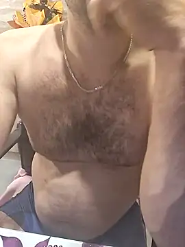 qSensi online show from November 2025 10:13:01 PM