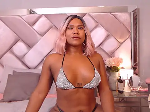 Ashleyroberst online show from November 2025 10:08:02 AM