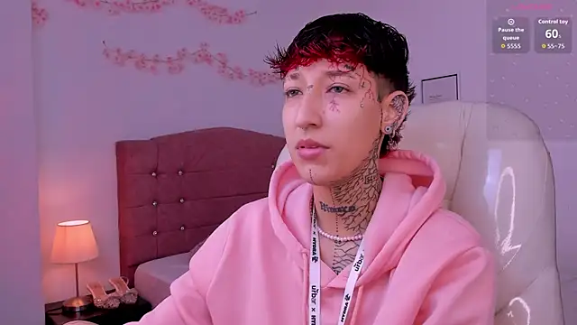 Luci Rose online show from April 2026 01:42:02 PM