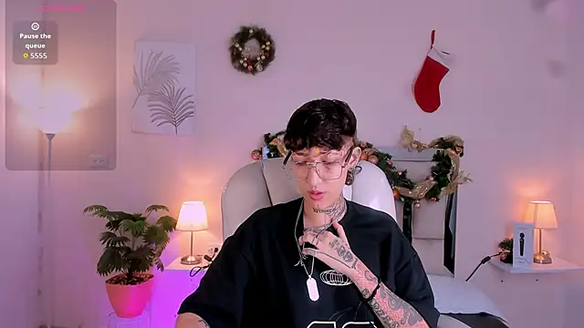 Luci Rose online show from November 2025 02:34:01 AM