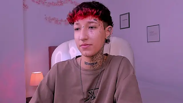 Luci Rose online show from April 2026 08:57:02 PM