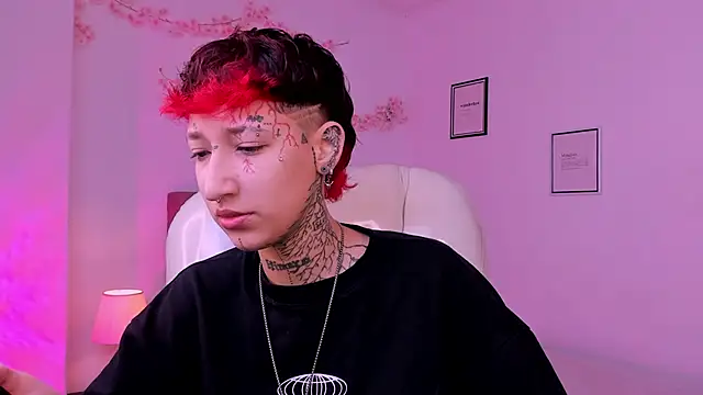 Luci Rose online show from June 2026 12:24:02 PM