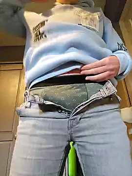 Trekkerboi online show from October 2025 02:06:02 PM