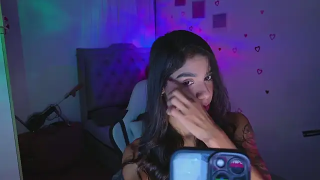BrunetteAdams001 online show from May 2026 04:51:02 AM