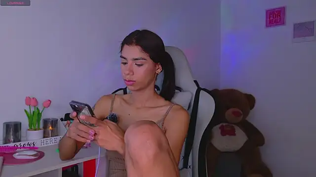 BrunetteAdams001 online show from January 2026 03:35:01 AM