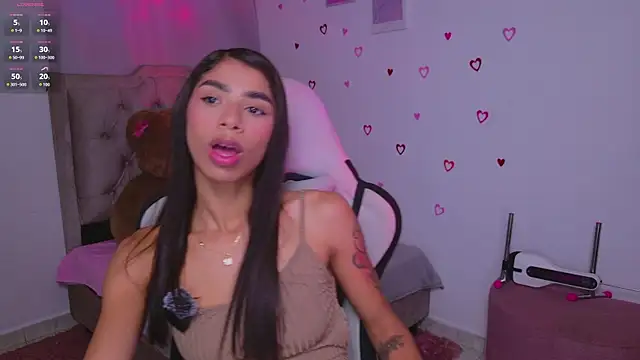 BrunetteAdams001 online show from March 2026 12:49:02 AM