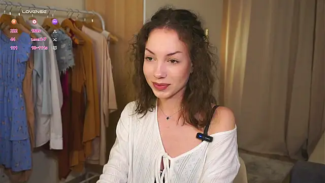 RenateRansone online show from February 2026 06:38:04 PM