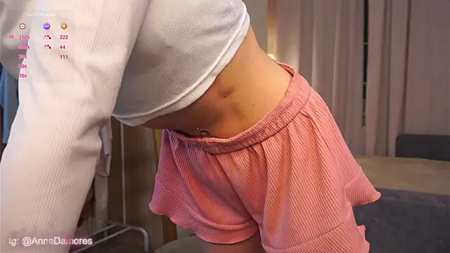 RenateRansone online show from February 2026 07:02:02 PM