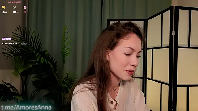 Snapshot of RenateRansone chatting on September 2025 05:13:01 PM RenateRansone online show from September 2025 05:13:01 PM