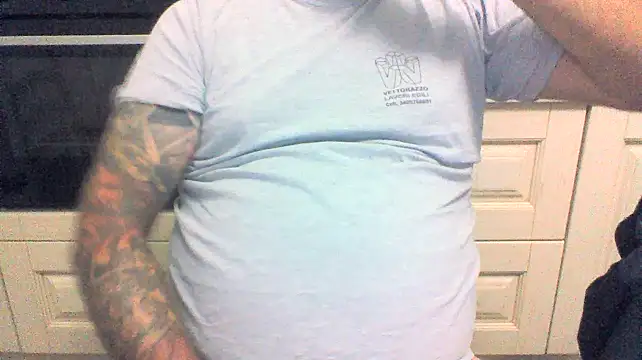 Snapshot of lukeluke69 chatting on September 2025 11:31:02 PM lukeluke69 online show from September 2025 11:31:02 PM