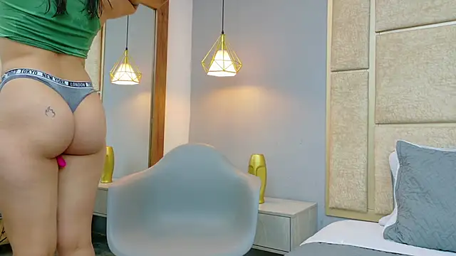 Ashley HotGirl online show from September 2025 02:02:01 PM