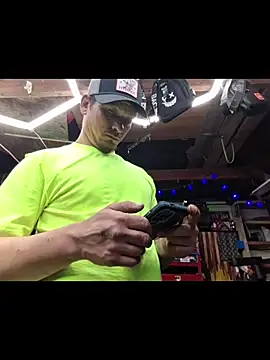 twistafatpipe online show from February 2026 11:57:01 PM