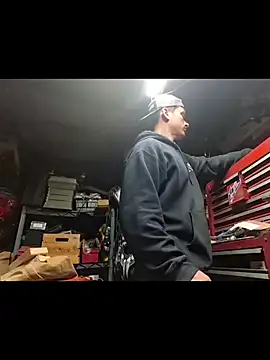 twistafatpipe online show from November 2025 08:28:01 AM