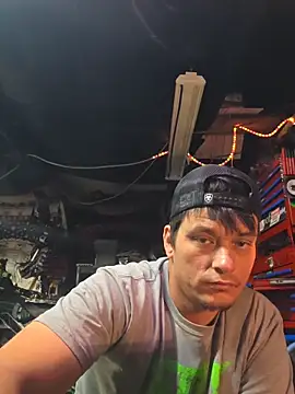 twistafatpipe online show from October 2025 09:26:01 PM