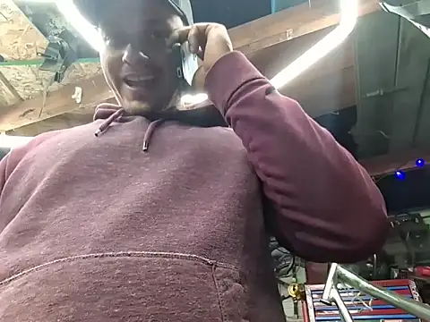 twistafatpipe online show from March 2026 12:46:01 AM