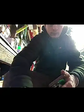 twistafatpipe online show from December 2025 06:22:01 PM