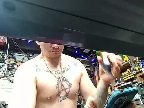 twistafatpipe online show from March 2026 07:52:02 PM