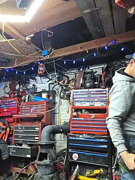 twistafatpipe online show from March 2026 04:23:01 AM