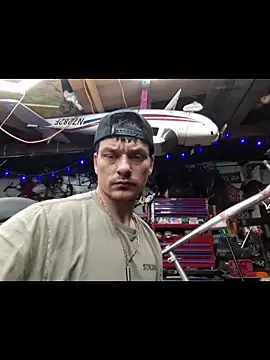 twistafatpipe online show from April 2026 09:21:01 PM