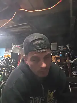 twistafatpipe online show from November 2025 06:22:02 PM