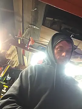 twistafatpipe online show from February 2026 10:00:01 AM