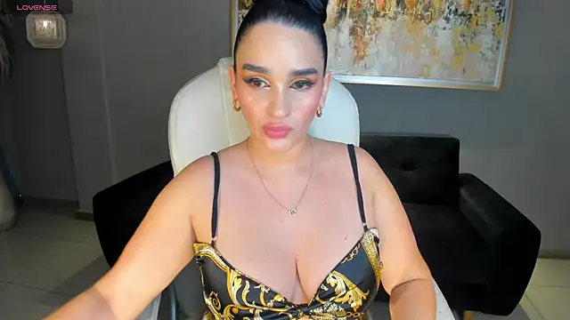 NovaSpencer online show from November 2025 07:14:01 PM