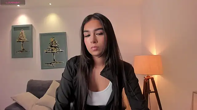 VeronicaBlue online show from October 2025 09:40:01 AM