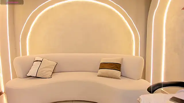 VeronicaBlue online show from December 2025 10:29:02 AM