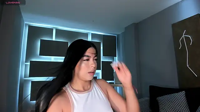 NataliaGaret online show from April 2026 10:06:01 AM