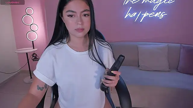 NataliaGaret online show from May 2026 04:51:02 PM