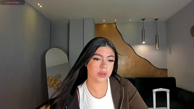 NataliaGaret online show from May 2026 10:03:02 AM