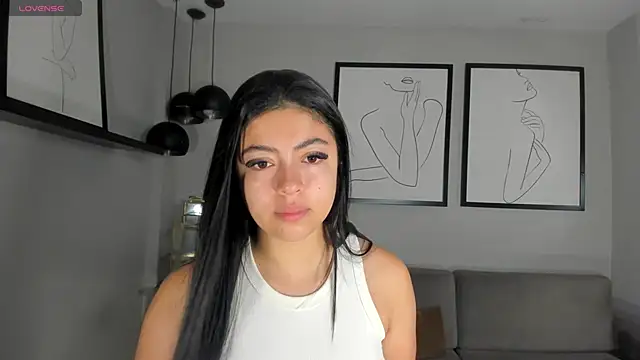 NataliaGaret online show from May 2026 10:59:02 AM