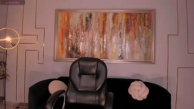 NataliaGaret online show from May 2026 06:13:01 PM