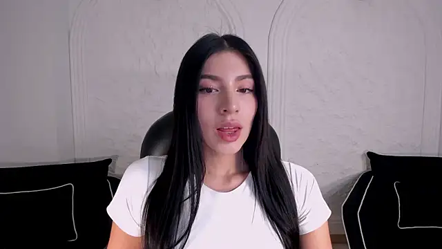 MaddisonTaylor1 online show from May 2026 07:34:01 PM
