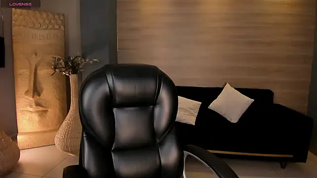 MaddisonTaylor1 online show from December 2025 07:48:01 PM