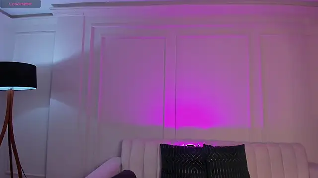 MaddisonTaylor1 online show from November 2025 07:06:01 PM