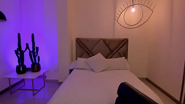 MaddisonTaylor1 online show from November 2025 07:52:02 PM