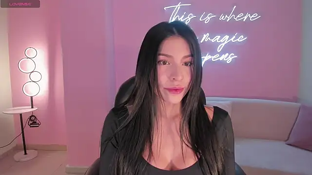 MaddisonTaylor1 online show from May 2026 05:16:02 PM
