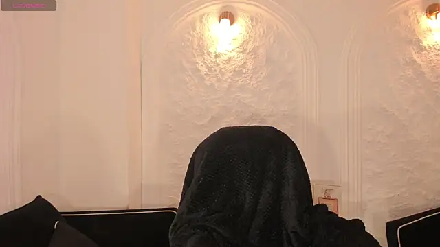 MilaColeman online show from November 2025 02:06:02 AM